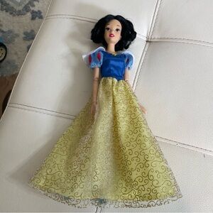 Disney Snow White Doll with Blue and Yellow Dress